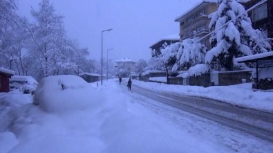 Bartın'da Kar Kalınlığı 60 Santimetreye Ulaştı