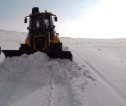 Kars'ta Beyaz Esaret! 71 Köy Yolu Ulaşıma Kapandı