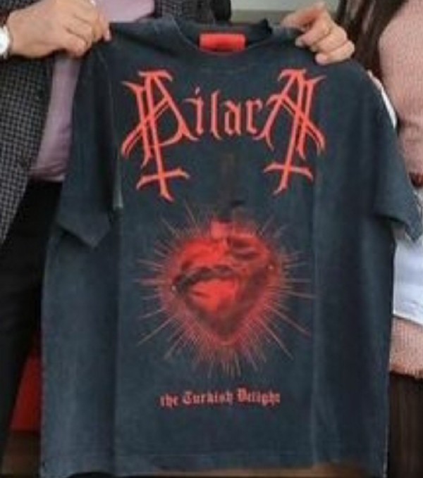 İmamoğlu'nun skandalları bitmiyor! .Bir satanist modacı eksikti!