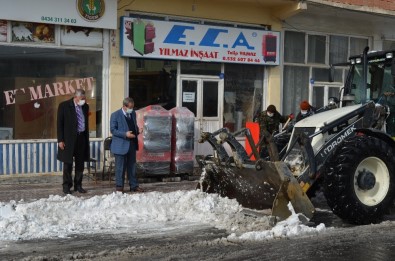 Adilcevaz'da Karla Mücadele Çalışması