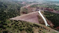 Aliağalı Üreticilerin Sabırsızlıkla Beklediği Kalabak Barajı'nın Gövde Dolgusu Tamamlandı Haberi