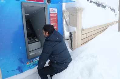 Bitlis Böylesini Hiç Yaşamadı Açıklaması Vatandaşlar ATM'lerden Böyle Para Çekti