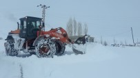 Başkale Belediyesi Kamyonlarla Kar Taşıyor Haberi