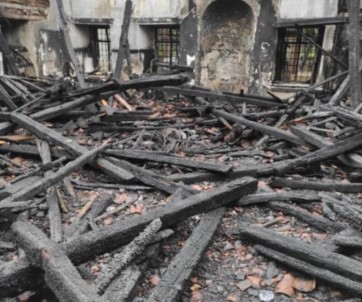 Vaniköy Camii'nde Çıkan Yangına İlişkin Savcılıktan Takipsizlik Kararı
