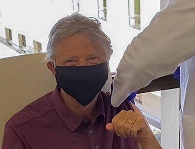 Bill Gates aşı oldu!