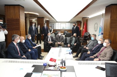 Özhaseki'den Başkan Büyükkılıç'a Ziyaret