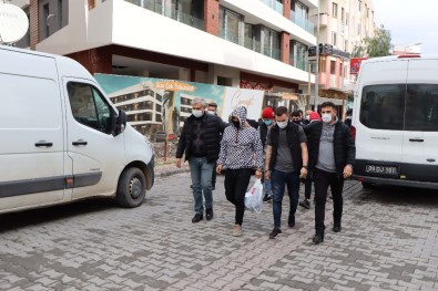 Kuşadası'ndaki 16 Ayrı Hırsızlık Olayının Şüphelisi 7 Kişi Yakalandı