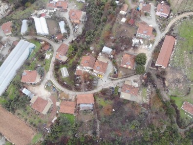 Isparta'nın Bir Köyünde Heyelan Nedeniyle 28 Evin Acilen Boşaltılması Kararı Alındı