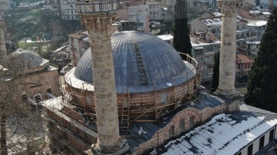(Özel) 600 Yıllık Tarihi Cami Çelik Ağlarla Örülüyor