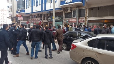 Bafra'da İş Yeri Kurşunlandı