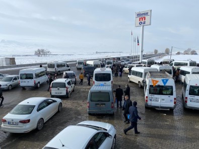 Başkan Sağlam Ve Karataş'dan Öz Destek