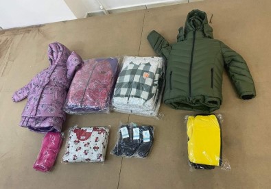Günaydoğu'daki Çocuklara Kışlık Kıyafet Yardımı