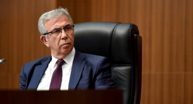 Mansur yatıyor, ilçeler çalışıyor