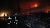 Samsun'da Sanayi Sitesindeki Yangın Söndürme Çalışması Devam Ediyor Haberi