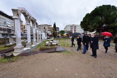 Vali Karadeniz, Akhisar İlçesinde İncelemelerde Bulundu