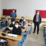 Müdür Tunçel, Okullarda Açılan Kursları Ziyaret Etti