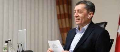 Bakan Selçuk'tan flaş EBA paylaşımı!