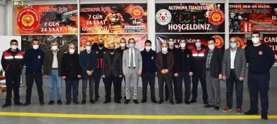 Altınova İtfaiye Personeli İlkyardımcı Oldu