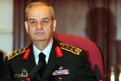Can Ataklı'dan sonra Başbuğ'dan da darbe iması!