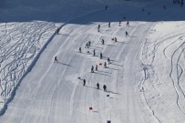 Hakkari'de 'Kayak İl Birinciliği' Yarışması