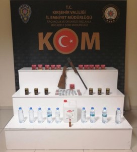 Kırşehir'de Sahte İçki Ve Kaçak Cinsel Uyarıcı Hap Operasyonu