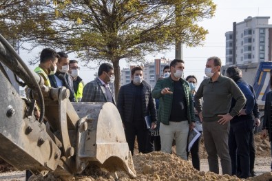 Seçer Açıklaması 'Büyükşehir'in 70 Noktada İnşaat Ve Şantiyesi Var'