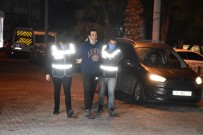 İzmir Polisi Dolandırıcıyı Yemek Yerken Yakaladı Haberi
