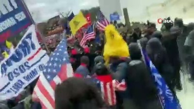 ABD'de Trump Destekçileri Polis Barikatını Aşarak Kongre Binasına Girdi