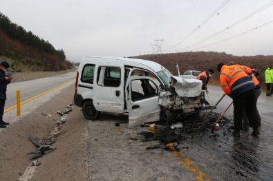 Çankırı'da Trafik Kazası Açıklaması 2 Ölü, 4 Yaralı