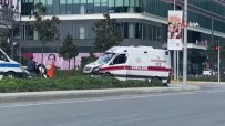 Hastaya Yetişmeye Çalışırken Kaza Yapan Ambulans Kameralara Yansıdı Haberi