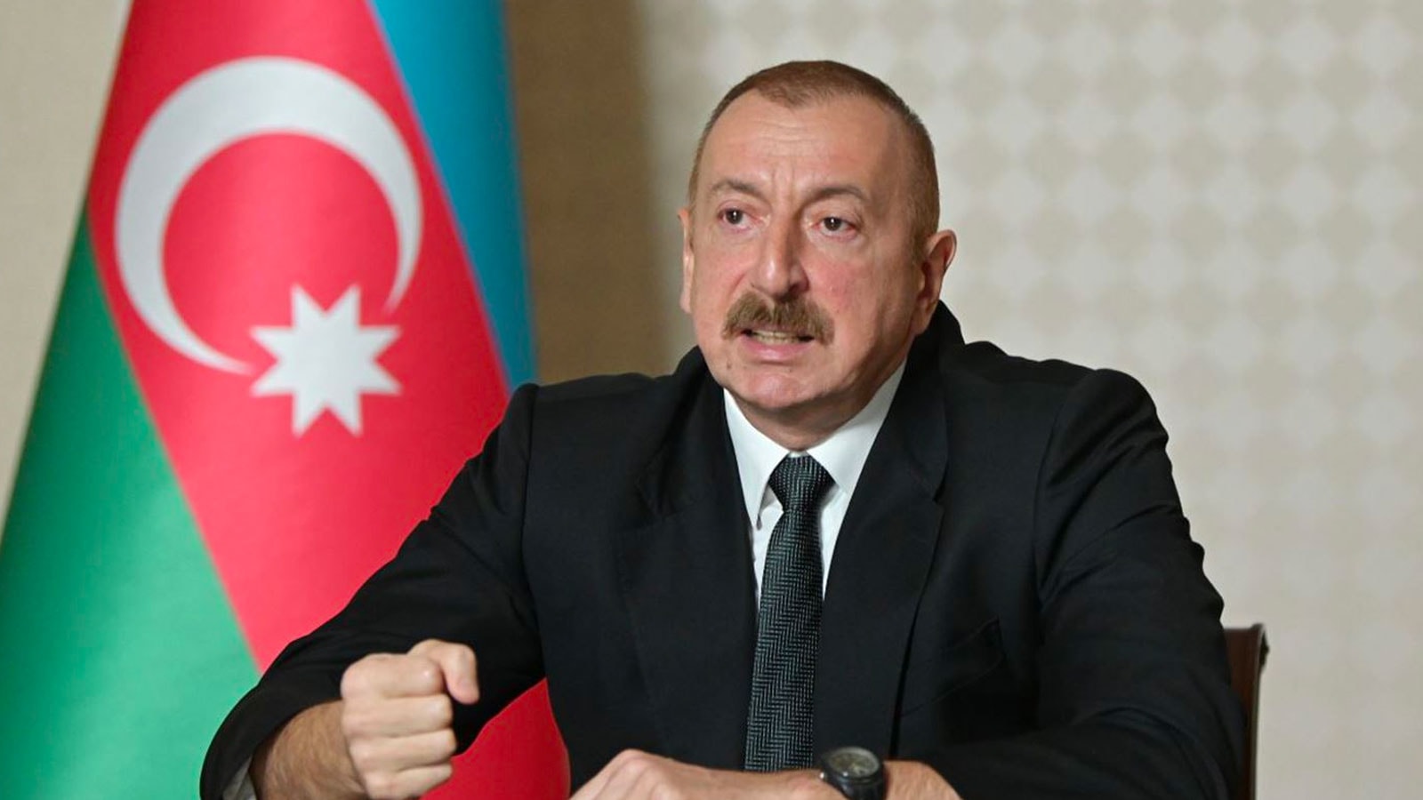 Aliyev'den Ermenistan'a uyarı!