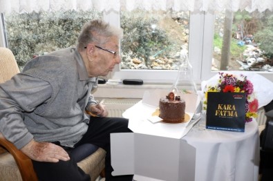 Emekli Öğretmen 103 Yaşında Hayatını Kaybetti