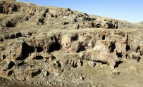 'Mağara Kent Açıklaması Madavans Vadisi' Turizme Kazandırılıyor Haberi