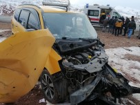 Bingöl'de Trafik Kazası Açıklaması 1 Ölü, 2 Yaralı Haberi