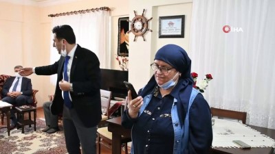 İçişleri Bakanı Soylu, Şehit Öğretmen Şenay Aybüke Yalçın'ın Ailesiyle Görüştü