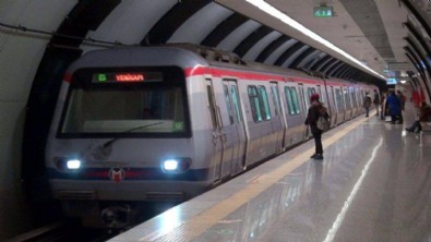 Yenikapı-Hacıosman Metro seferleri durdu!
