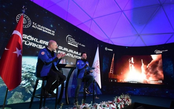Uzaya Türk imzası!
