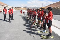 Asfalt Yolda Milli Hazirlik