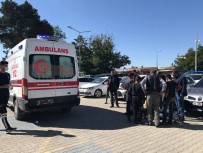 (Özel) Bosanma Davasi Için Geldigi Adliyenin Bahçesinde Harakiri Yapti