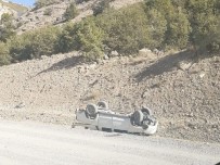 Bingöl'de Otomobil Takla Atti Açiklamasi 1 Ölü, 2 Yarali