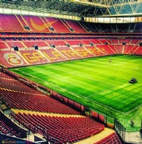 Galatasaray stadının yeni adı: Nef Stadyumu! Tarihi imzanın detayları...