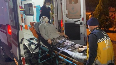 Kontrolden Çikan Otomobil Agaçlik Alana Uçtu Açiklamasi 2 Yarali