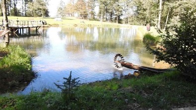 Doganin Koynundaki Huzur 'Barak Gölü'