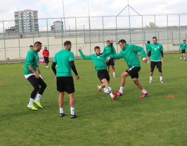 Lider Sivas Belediyespor, Bodrumspor Maçina Hazirlaniyor