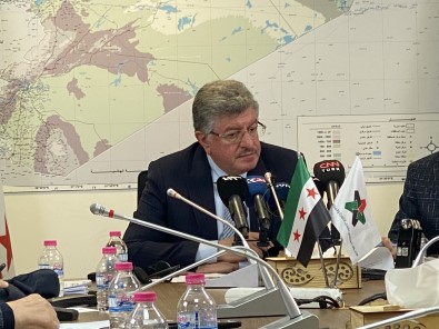 Suriye Muhalefetinin Baskani Muslat, ABD Temaslarini Degerlendirdi