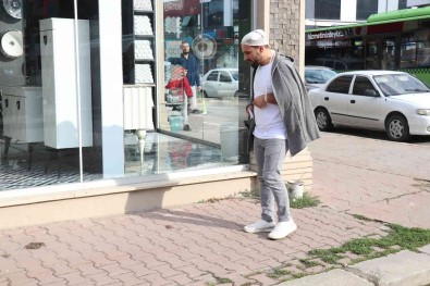 Borcunu Almaya Gittigi Yerde Canindan Oluyordu