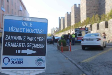 Büyüksehir'in 'Park Et-Vale' Uygulamasina Vatandaslardan Yogun Ilgi