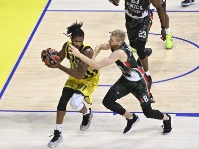 THY Euroleague Açiklamasi Fenerbahçe Beko Açiklamasi 80 - UNICS Kazan Açiklamasi 41