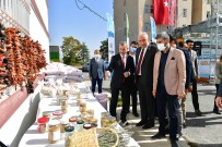 Yesilyurt'ta Arpa Ve Bugday Dagitim Programi Düzenledi