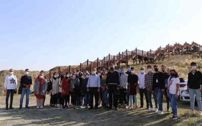 (Özel) Altintepe Kalesi Turizme Açilmak Için Gün Sayiyor